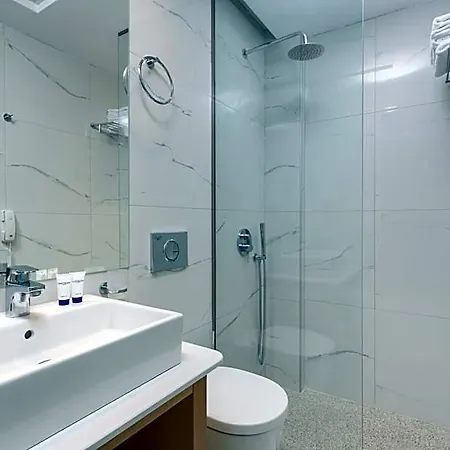 Oceanis Park Hotell