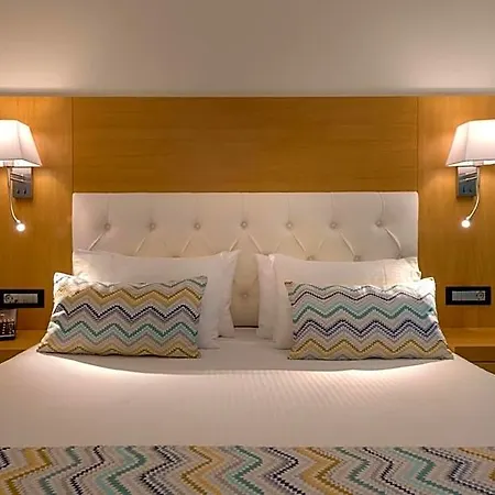 Oceanis Park Hotell