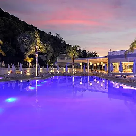 Oceanis Park Hotell