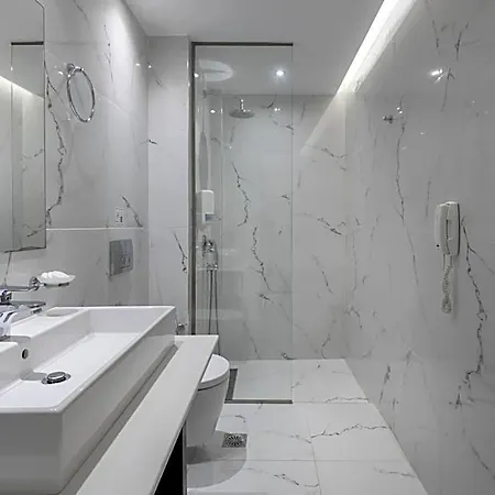Oceanis Park Hotel 4*