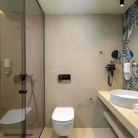 Oceanis Park 4*