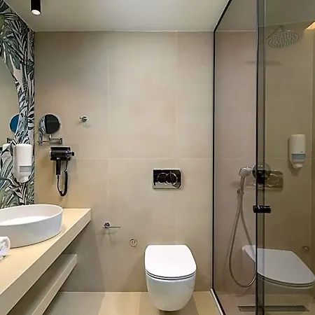 Hotell Oceanis Park 4*