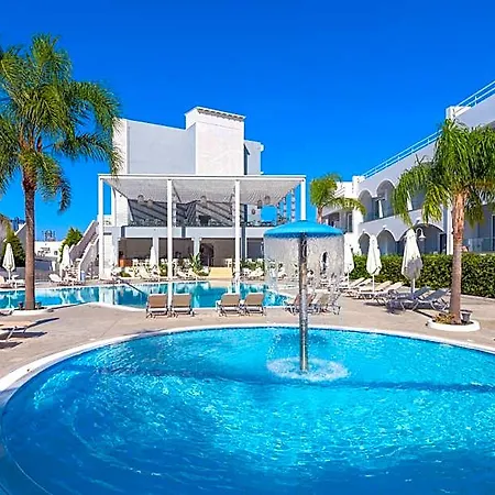 Oceanis Park Hotel 4*